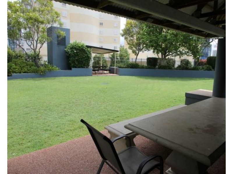 5/321 MAIN STREET, Kangaroo Point QLD 4169