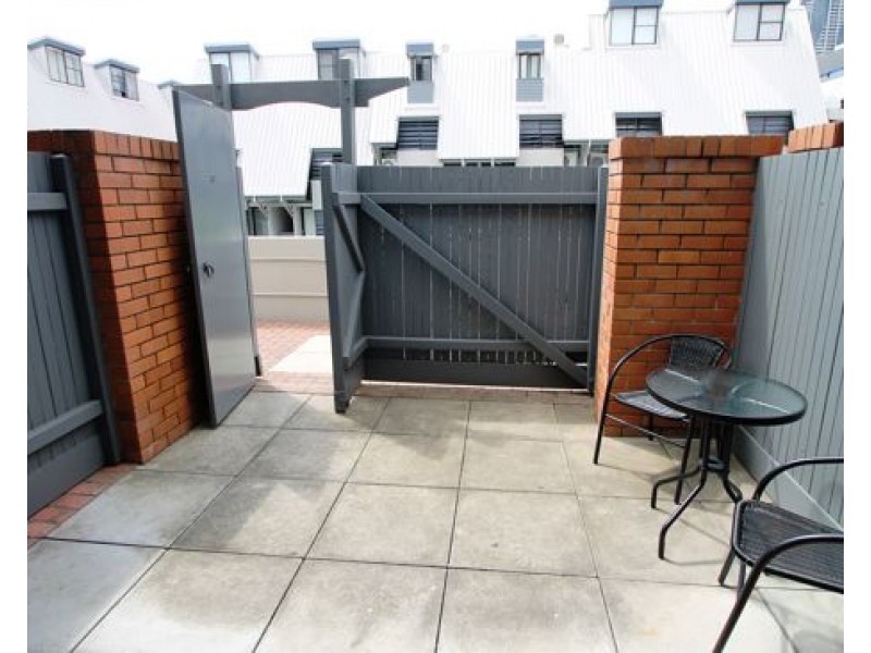 37/138 GIPPS STREET, Fortitude Valley QLD 4006