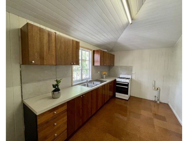 33 Leopard St, Kangaroo Point QLD 4169