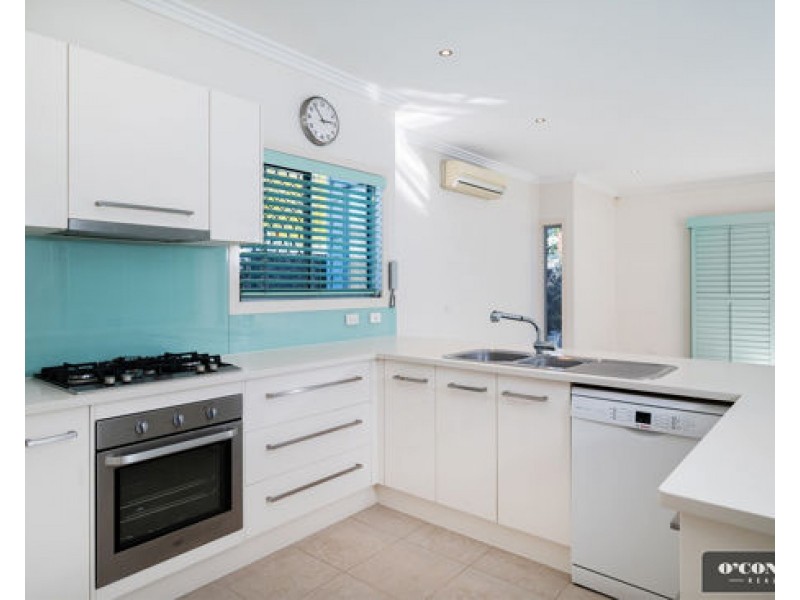 39 FISHER STREET, East Brisbane QLD 4169