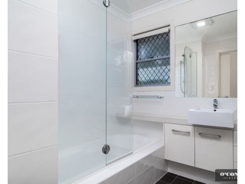 39 FISHER STREET, East Brisbane QLD 4169