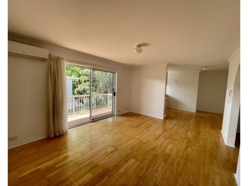 2/34 BARON STREET, Greenslopes QLD 4120