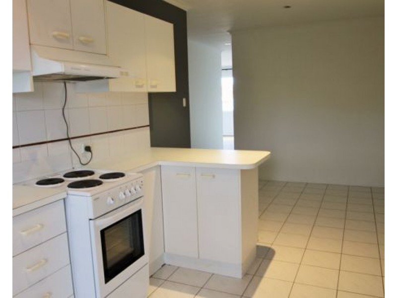 8/20 POTTS STREET, East Brisbane QLD 4169