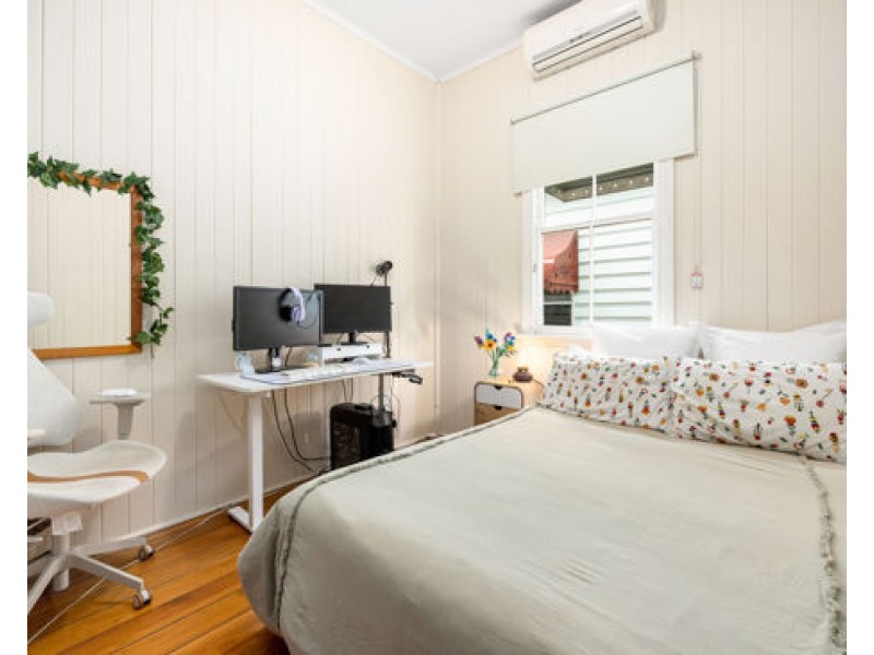 33 Norman Street, East Brisbane QLD 4169