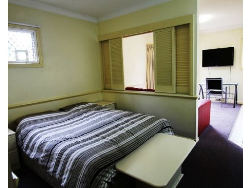 4.45 WHARF STREET, Kangaroo Point QLD 4169