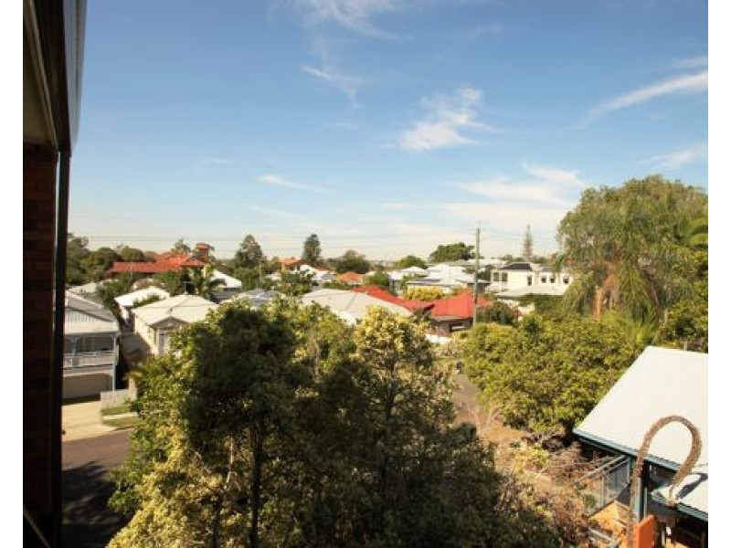 6.32 CLARENDON STREET, East Brisbane QLD 4169