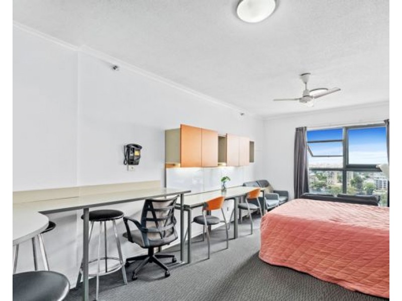919/188 Shafston Ave, Kangaroo Point QLD 4169
