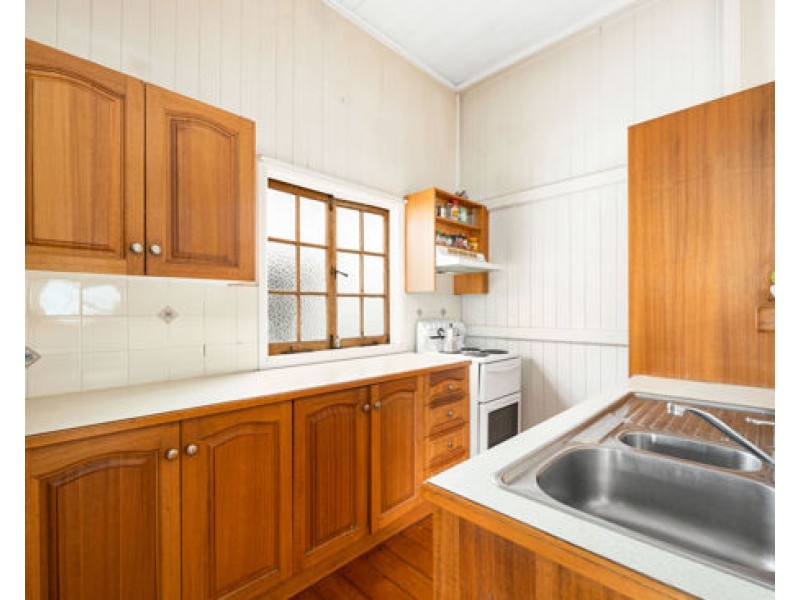 33 Norman St., East Brisbane QLD 4169