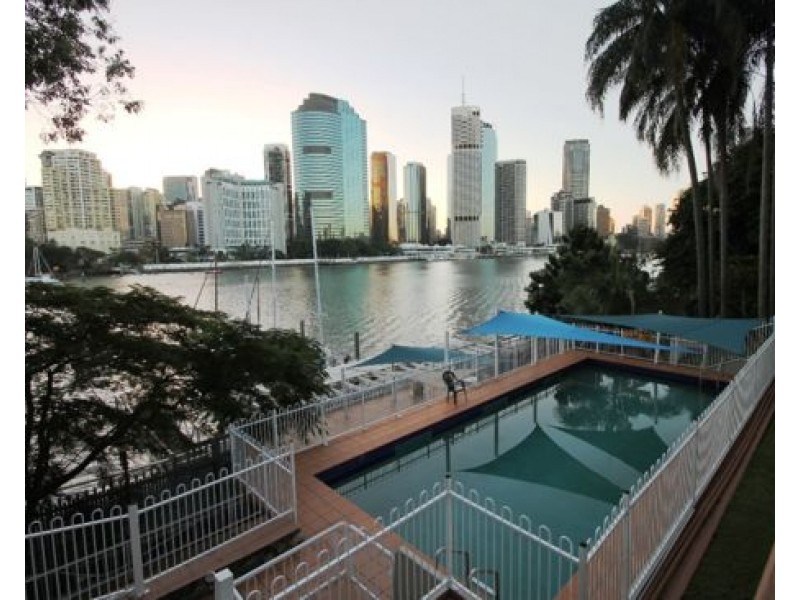 14/355 MAIN STREET, Kangaroo Point QLD 4169