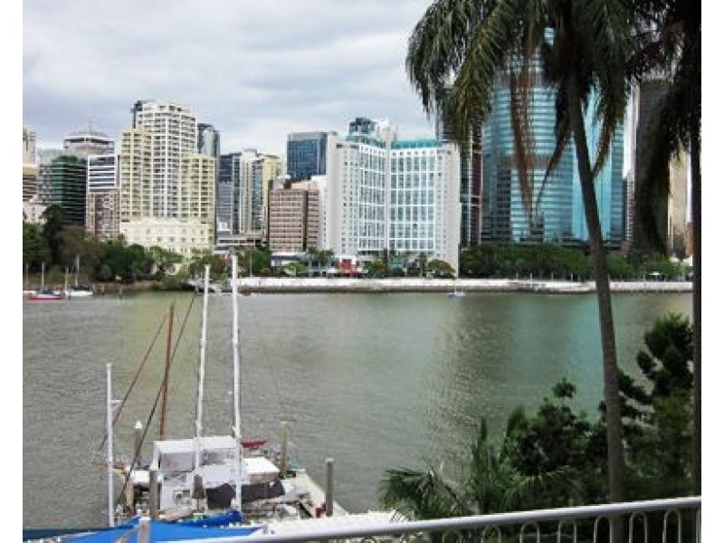 14/355 MAIN STREET, Kangaroo Point QLD 4169