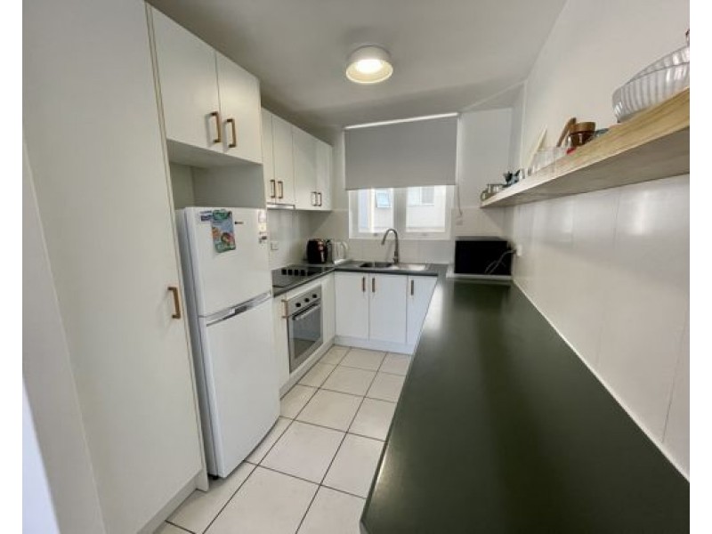 24/64 THORN STREET, Kangaroo Point QLD 4169