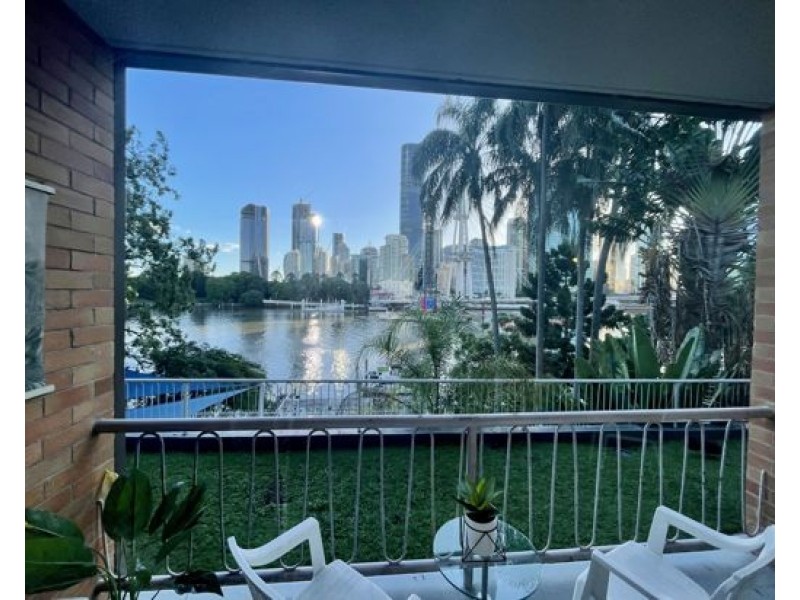 13.355 Main Street, Kangaroo Point QLD 4169