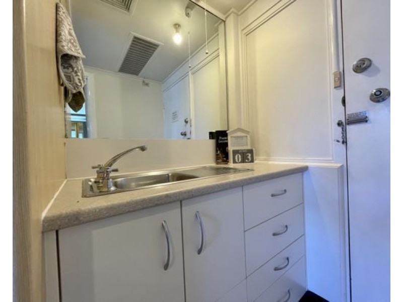 13.355 Main Street, Kangaroo Point QLD 4169