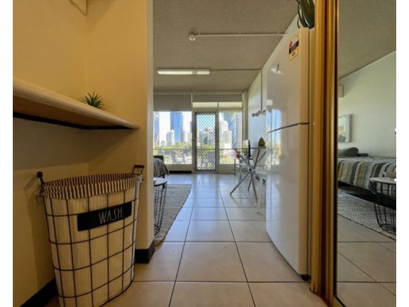 13.355 Main Street, Kangaroo Point QLD 4169