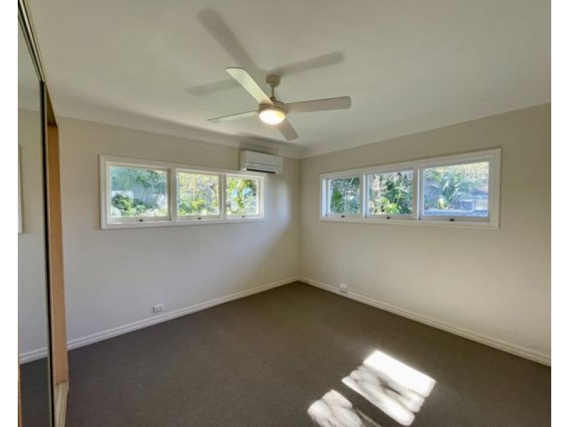 12 Merinda Street, Greenslopes QLD 4120