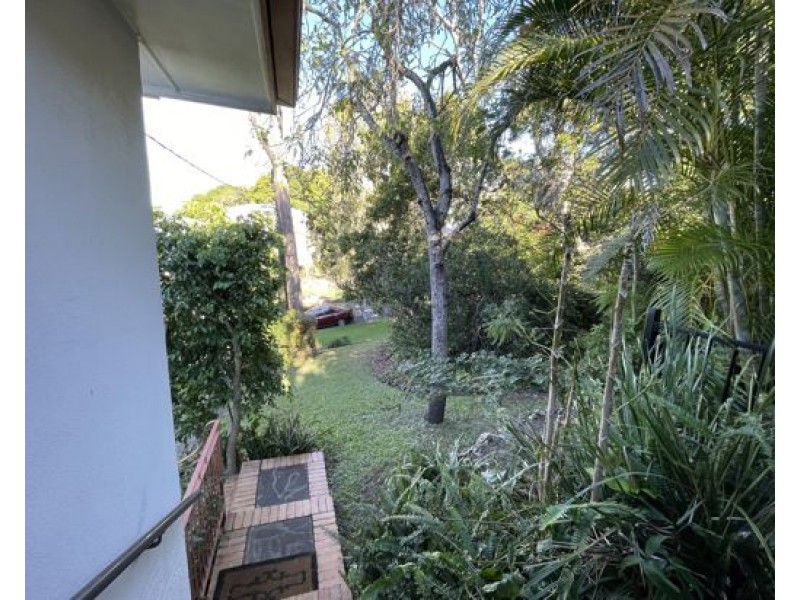 12 Merinda Street, Greenslopes QLD 4120