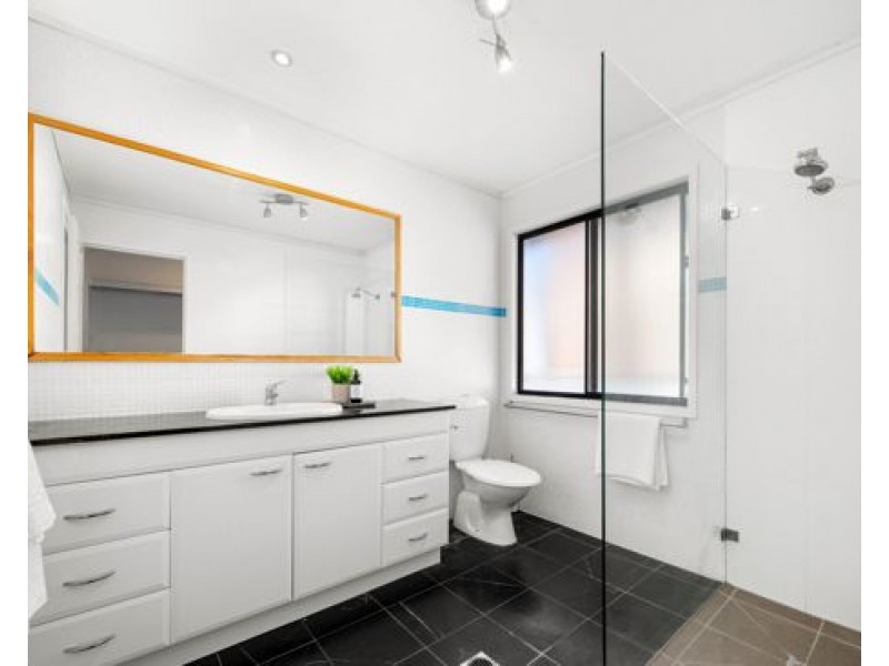 45 Ashfield Street, East Brisbane QLD 4169