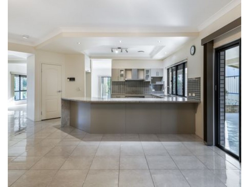 2 CAMBORNE STREET, Drewvale QLD 4116