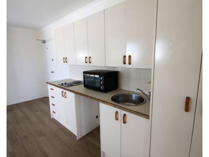 9/27 PRINCESS ST, Kangaroo Point QLD 4169