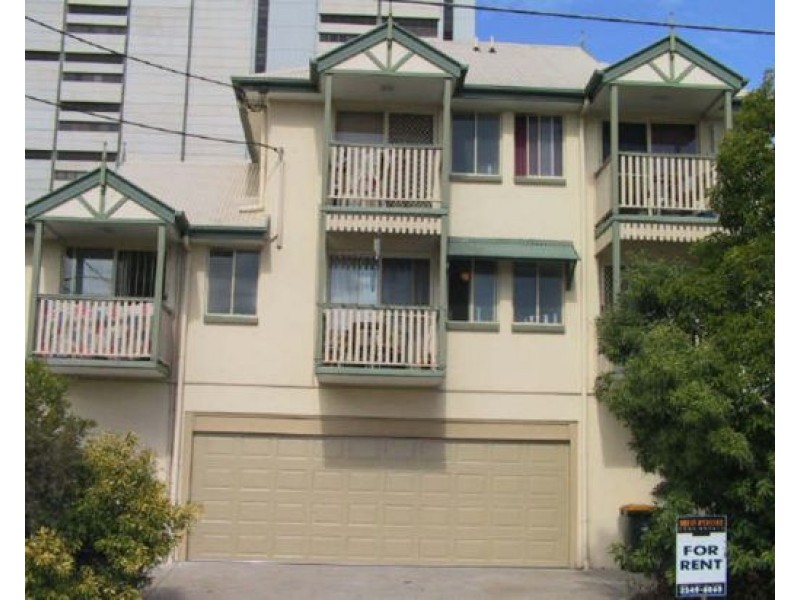 9/27 PRINCESS ST, Kangaroo Point QLD 4169