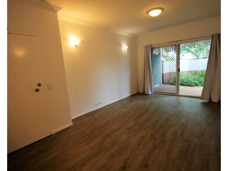 1/28 Princess St, Kangaroo Point QLD 4169