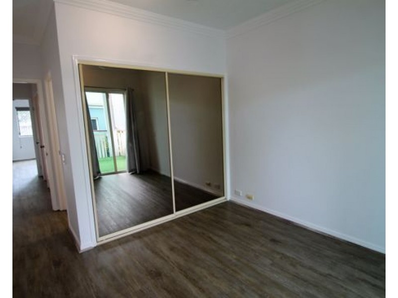 1/28 Princess St, Kangaroo Point QLD 4169