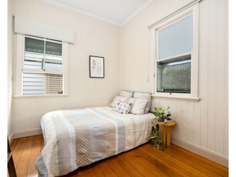 33 Norman St., East Brisbane QLD 4169