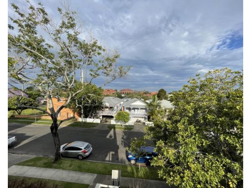 6/32 CLARENDON STREET, East Brisbane QLD 4169