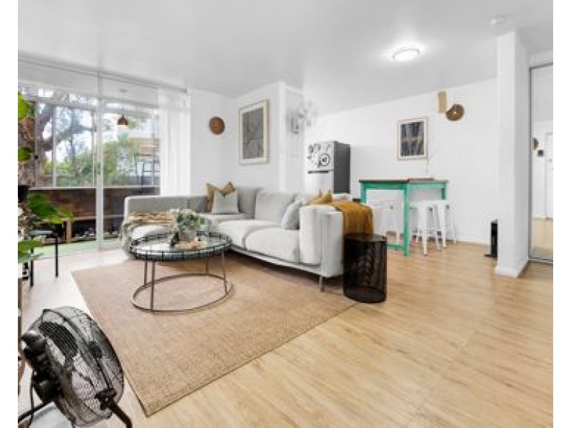 2/108 RIVER TERRACE, Kangaroo Point QLD 4169