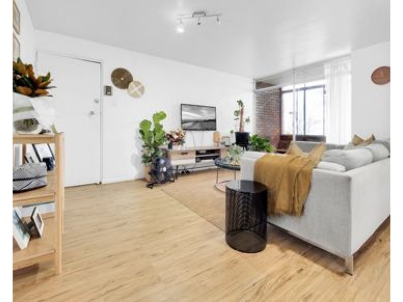 2/108 RIVER TERRACE, Kangaroo Point QLD 4169