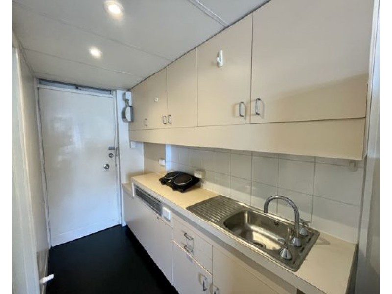 805.355 MAIN STREET, Kangaroo Point QLD 4169