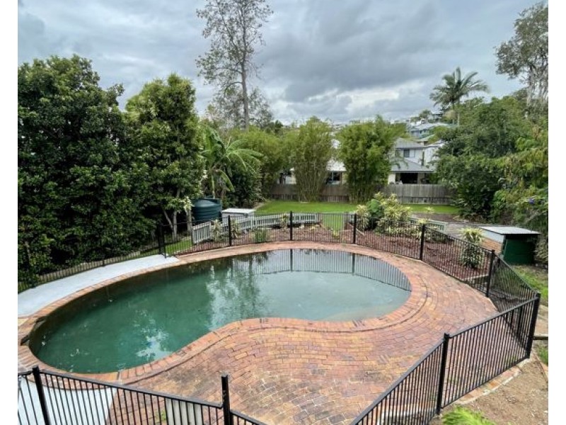 45 Virginia Avenue, Hawthorne QLD 4171