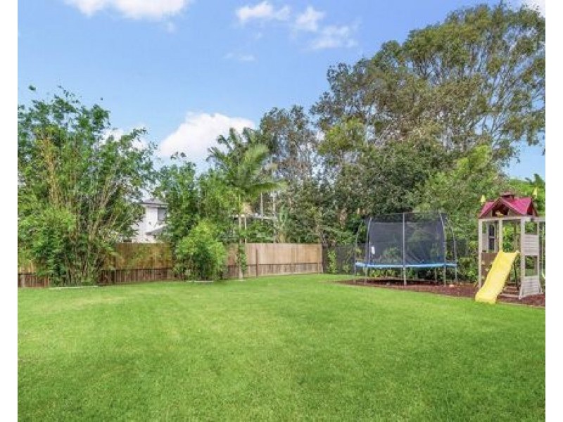 45 Virginia Avenue, Hawthorne QLD 4171