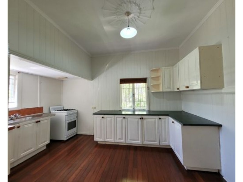 54 Clarendon St., East Brisbane QLD 4169