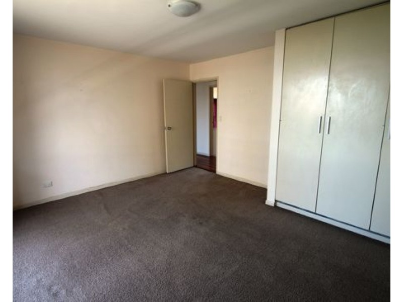 2/24 CASTLEBAR STREET, Kangaroo Point QLD 4169