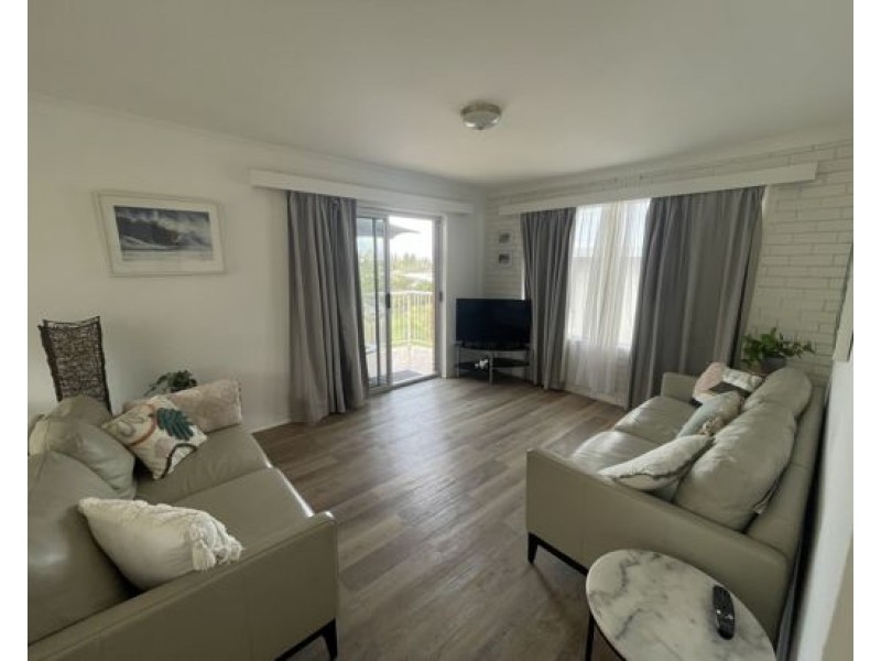 4/1 WARNE TERRACE, Kings Beach QLD 4551