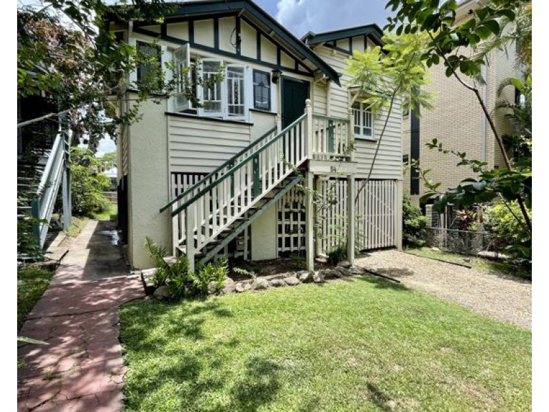 54 Clarendon Str., East Brisbane QLD 4169