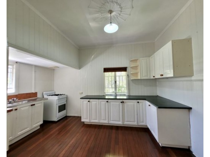 54 CLARENDON STR, East Brisbane QLD 4169