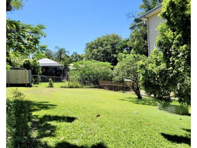 54 CLARENDON STR, East Brisbane QLD 4169