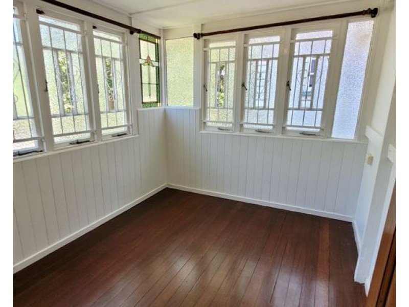 54 CLARENDON STR, East Brisbane QLD 4169