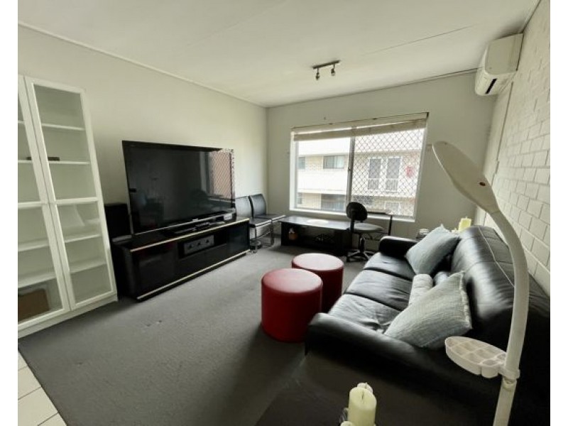 6/32 CLARENDON STREET, East Brisbane QLD 4169