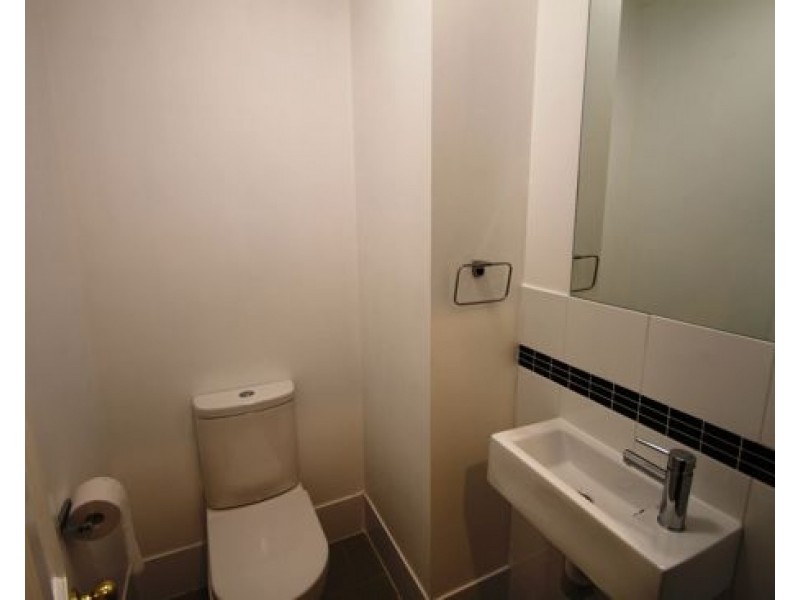 19 CONNOR STREET, Kangaroo Point QLD 4169