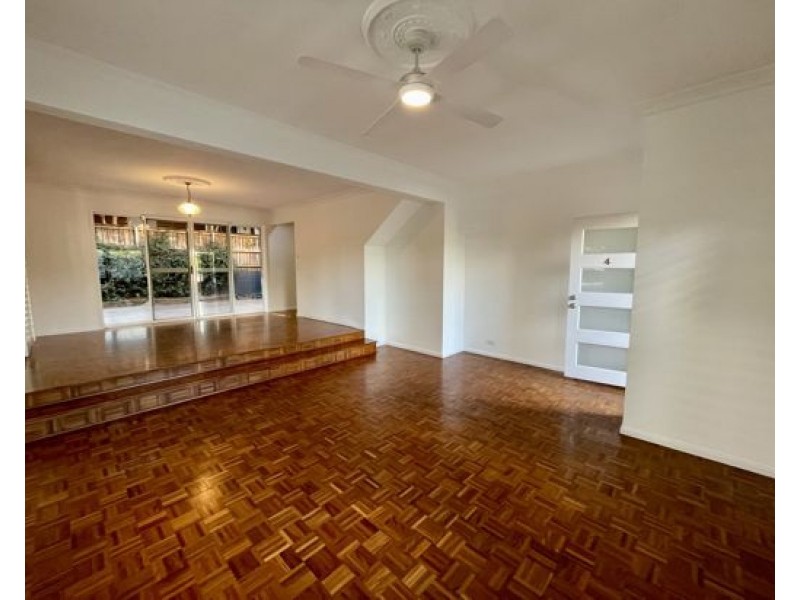 4/24 Wambool St, Bulimba QLD 4171