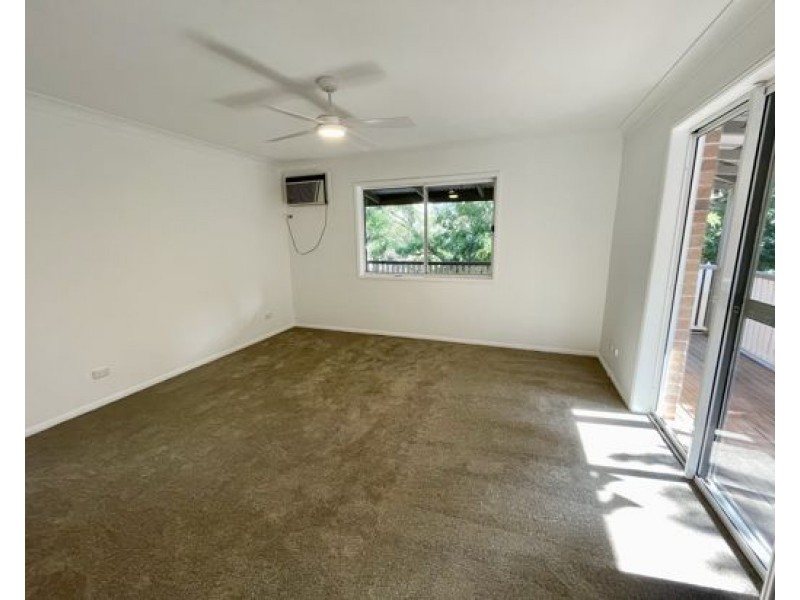4/24 Wambool St, Bulimba QLD 4171