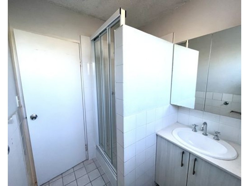 8.63 NORTHCOTE STREET, East Brisbane QLD 4169
