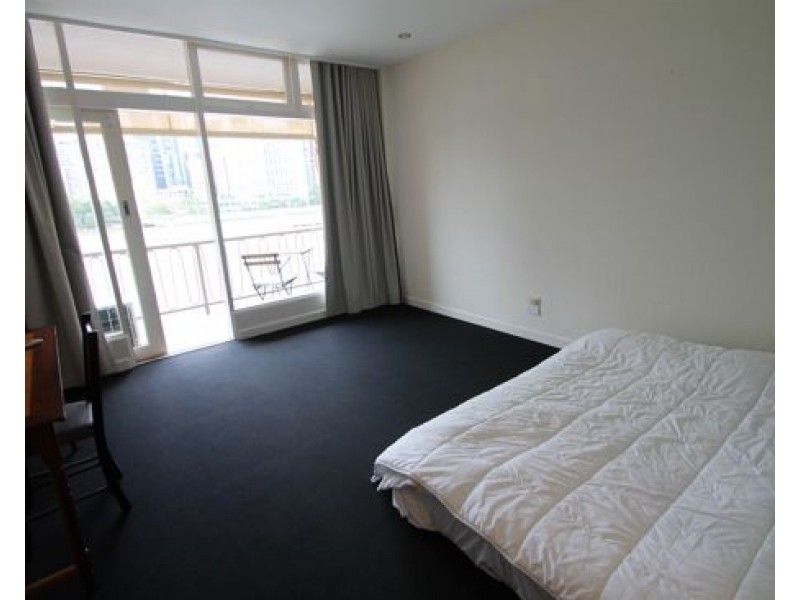 36/355 MAIN STREET, Kangaroo Point QLD 4169