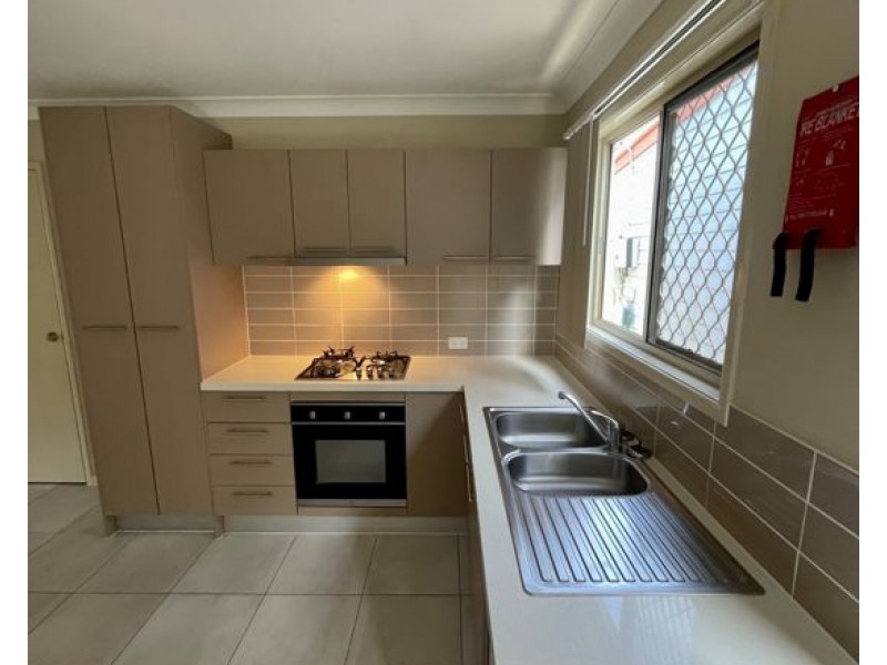 2/6 Camden Court, Capalaba QLD 4157