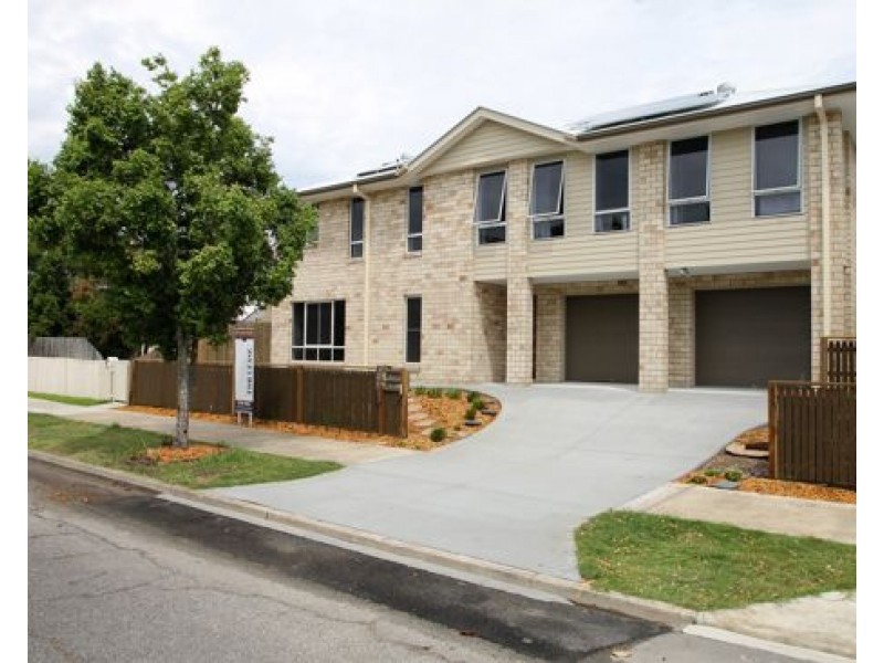 2/81 DERBY STREET, Coorparoo QLD 4151