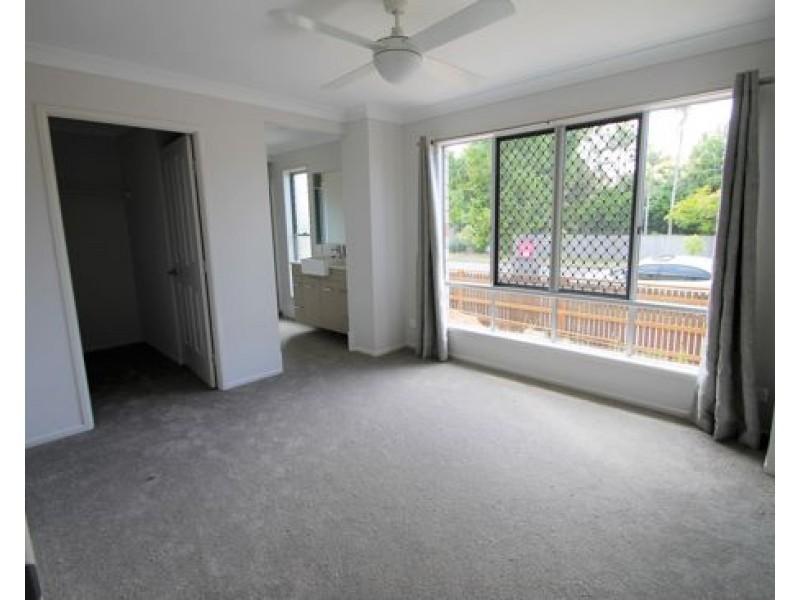 2/81 DERBY STREET, Coorparoo QLD 4151