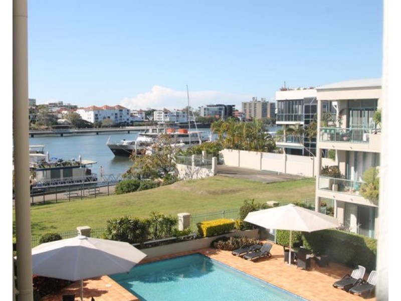 23/10 Goodwin St, Kangaroo Point QLD 4169